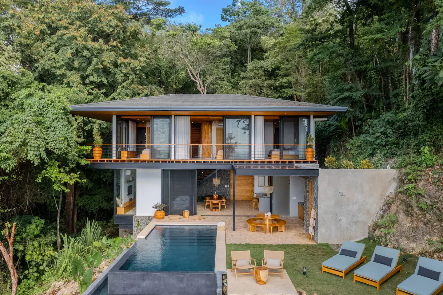Luxury 3-Bedroom Villa with Ocean Views - Infinity pool and Minutes from the ocean  - main