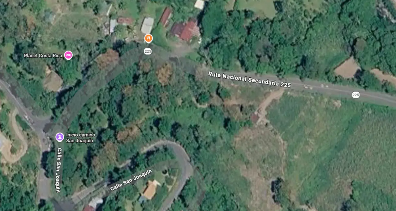 Opportunité Unique : 41 758 m² de Terrain à Tucurrique, Cartago avec Vues et Accès Routier - 2