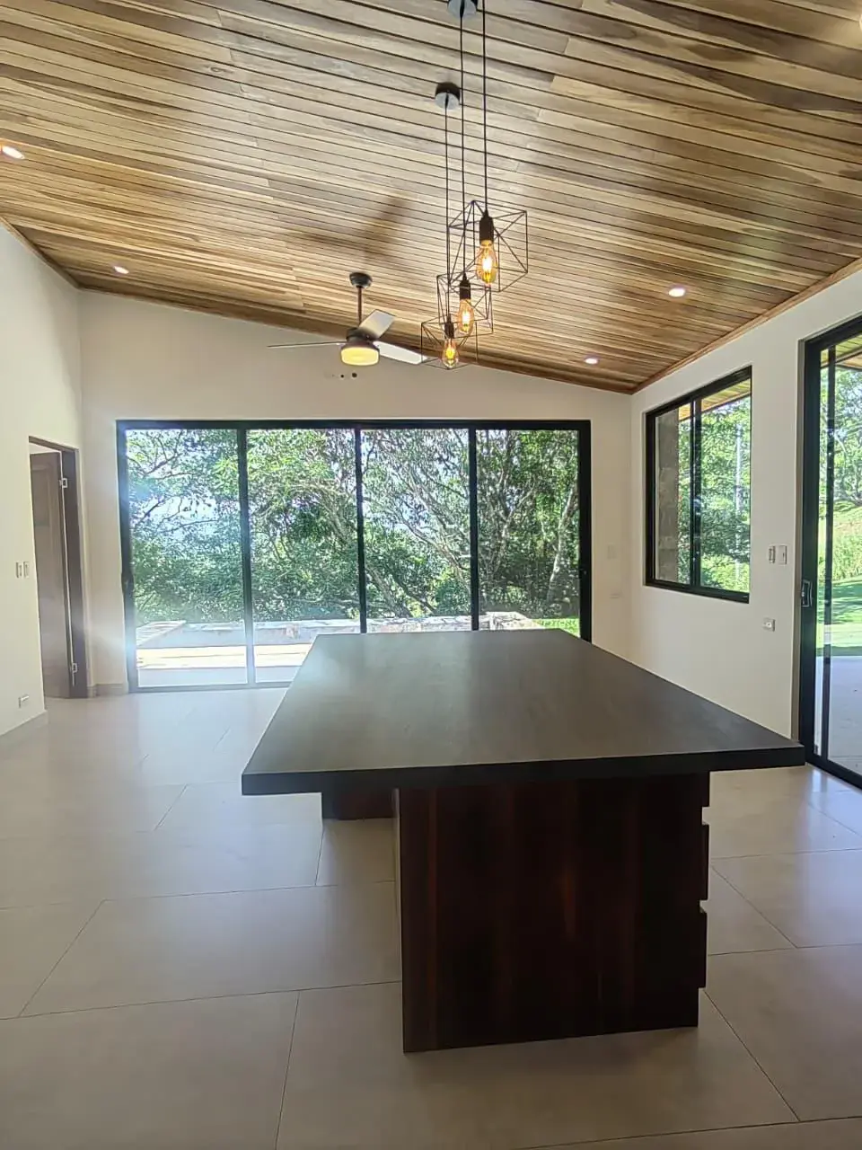 Contemporary Elegance in Atenas: Home with Pool, Central Valley Views, and Nature - 5