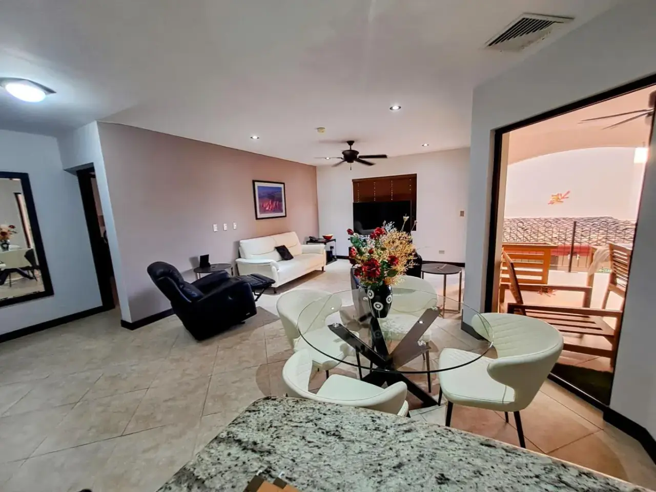 Your Oceanfront Oasis in Jacó: Reduced Luxury & Pet-Friendly - 4
