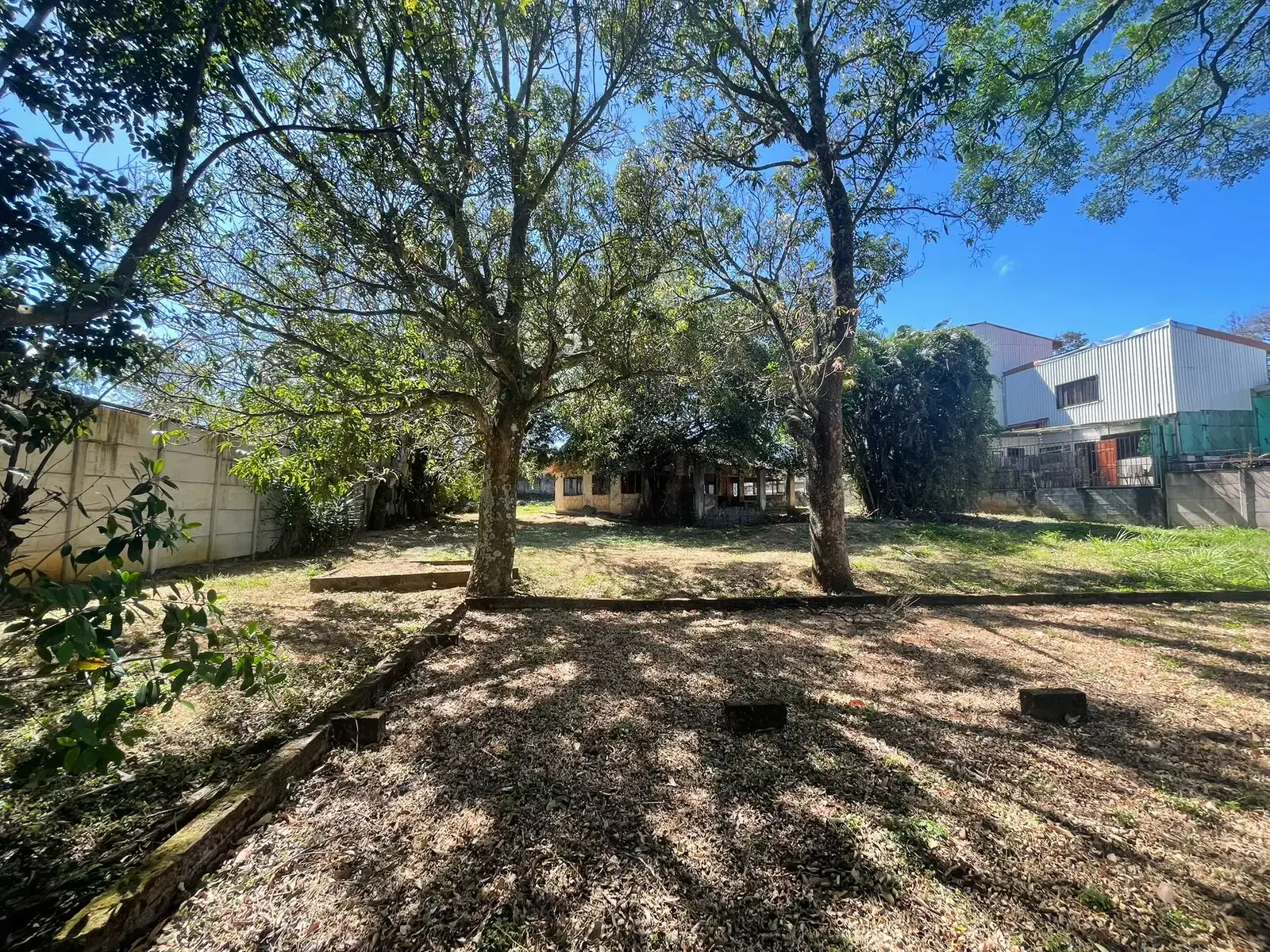 For Sale: large lot in Ciudad Colon - main