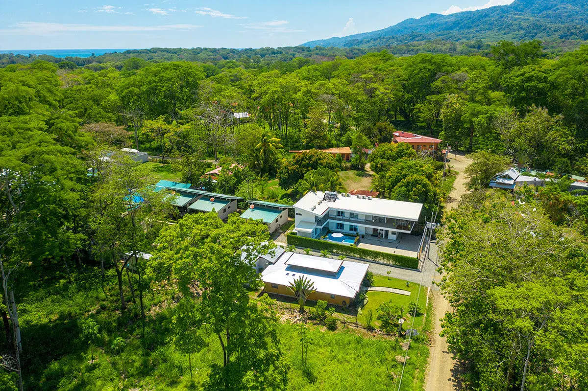 ESTABLISHED AND PROFITABLE HOTEL FOR SALE IN UVITA, PUNTARENAS - 3