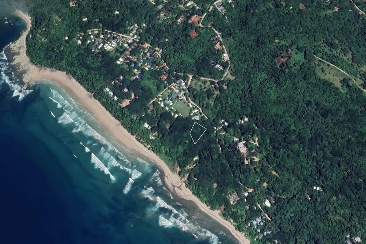 Exclusive Beach property in Playa Hermosa, Costa Rica – ready for a luxury villa or boutique hotel, with direct beach access and permits in place. - 5