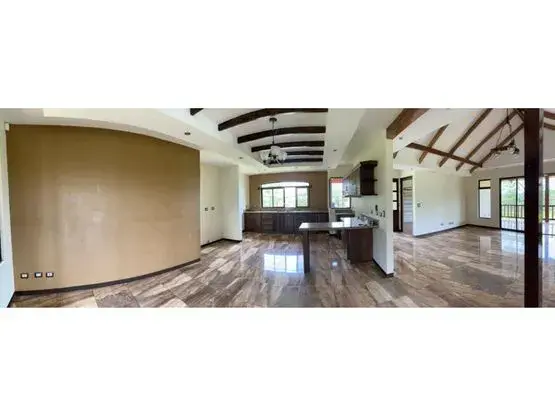 Espectacular propiedad con casa en Ciudad Quesada - 5