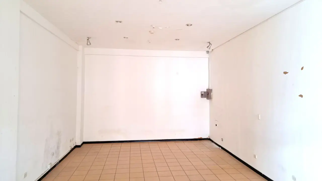 Versatile Office/Retail Space for Sale at Plaza Coral in Jacó - 3