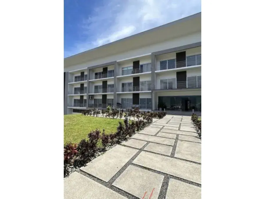 Versátil Apartamento/Condominio en Pozos, Santa Ana - 2