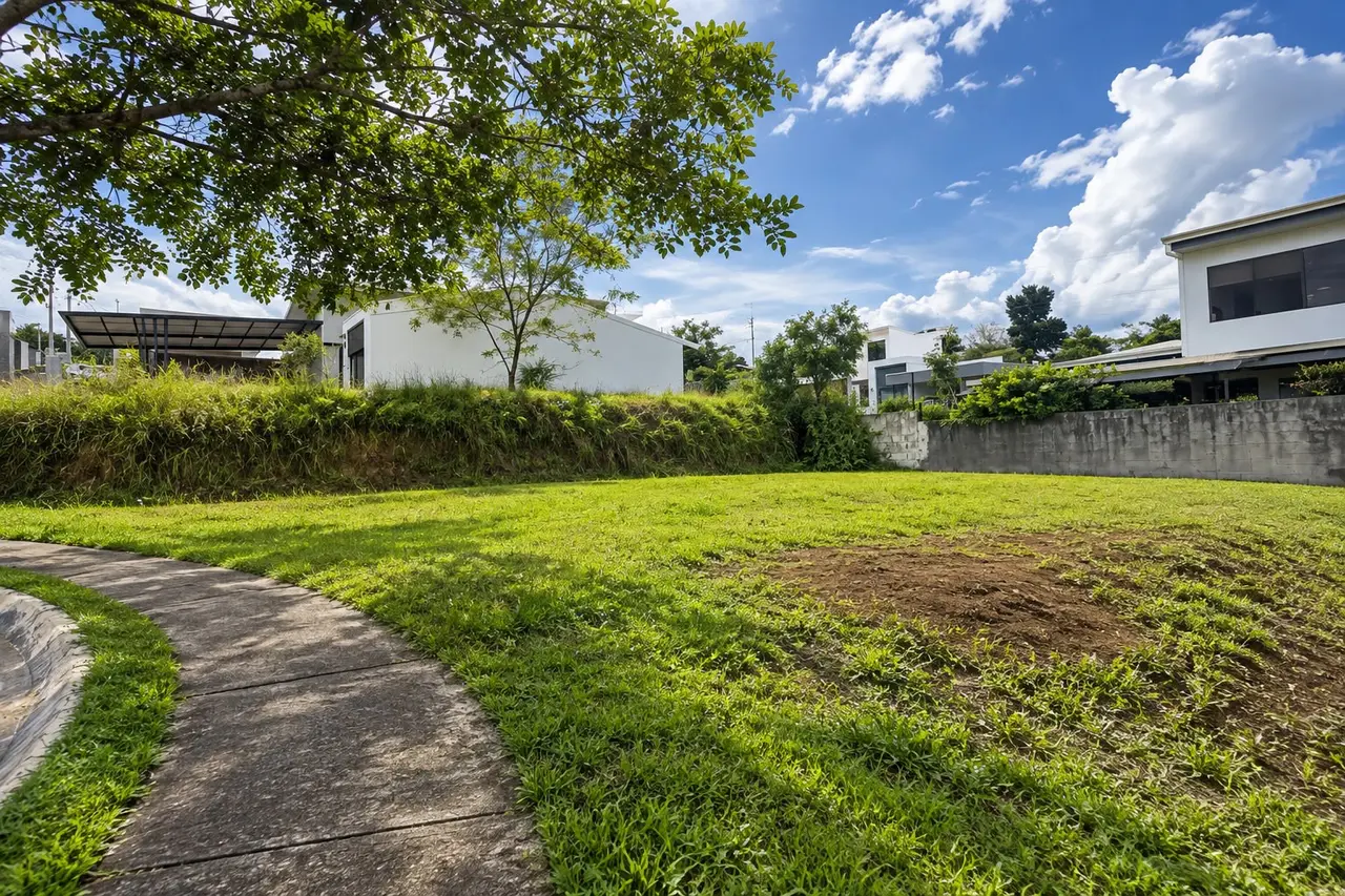 Hermoso terreno en venta en Grecia  - 2