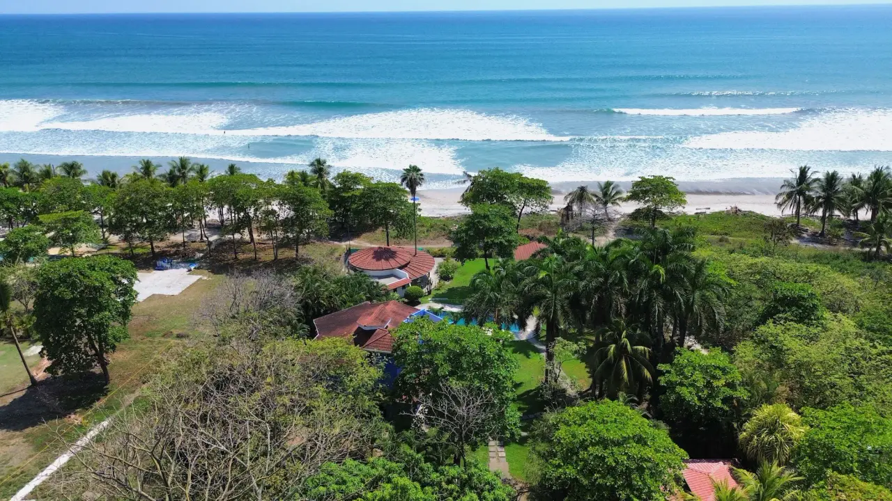 Beachfront 7 Bedroom Gem with Pool in Santa Teresa – Turnkey Rental Income - 2
