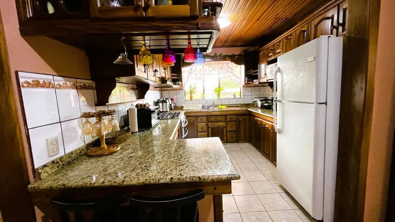 BEAUTIFUL HOUSE FOR SALE IN GRECIA, ALAJUELA - 2