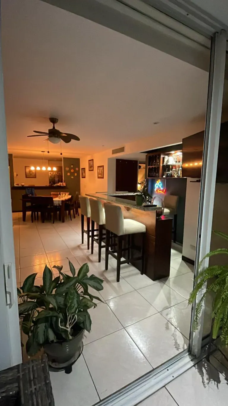 Sell Apartment in Condominium, Santa Ana, San Jose - main