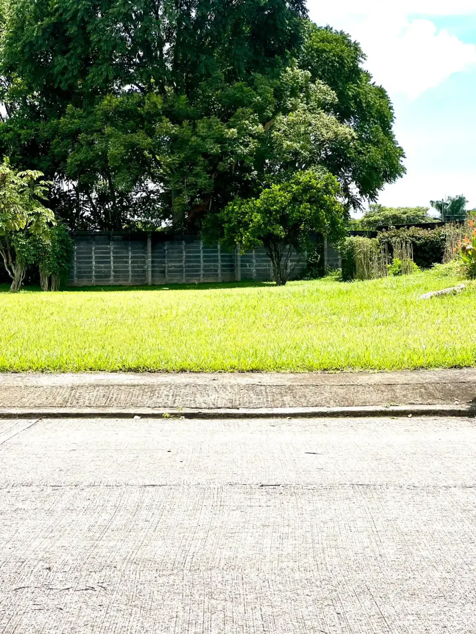 Prime 612 sqm Lot for Sale in Garita, Alajuela - Build Your Dream - 3