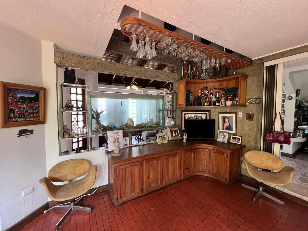 Spacious 5-Bedroom Property in Rohrmoser, San José - 5