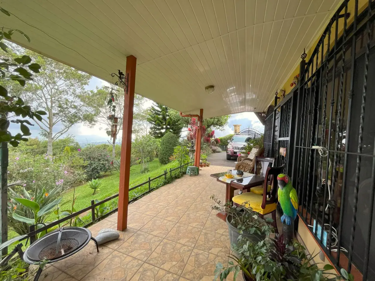 Hillside House with breathtaking Panoramic Valley Views in Santa Bárbara, Heredia - 5