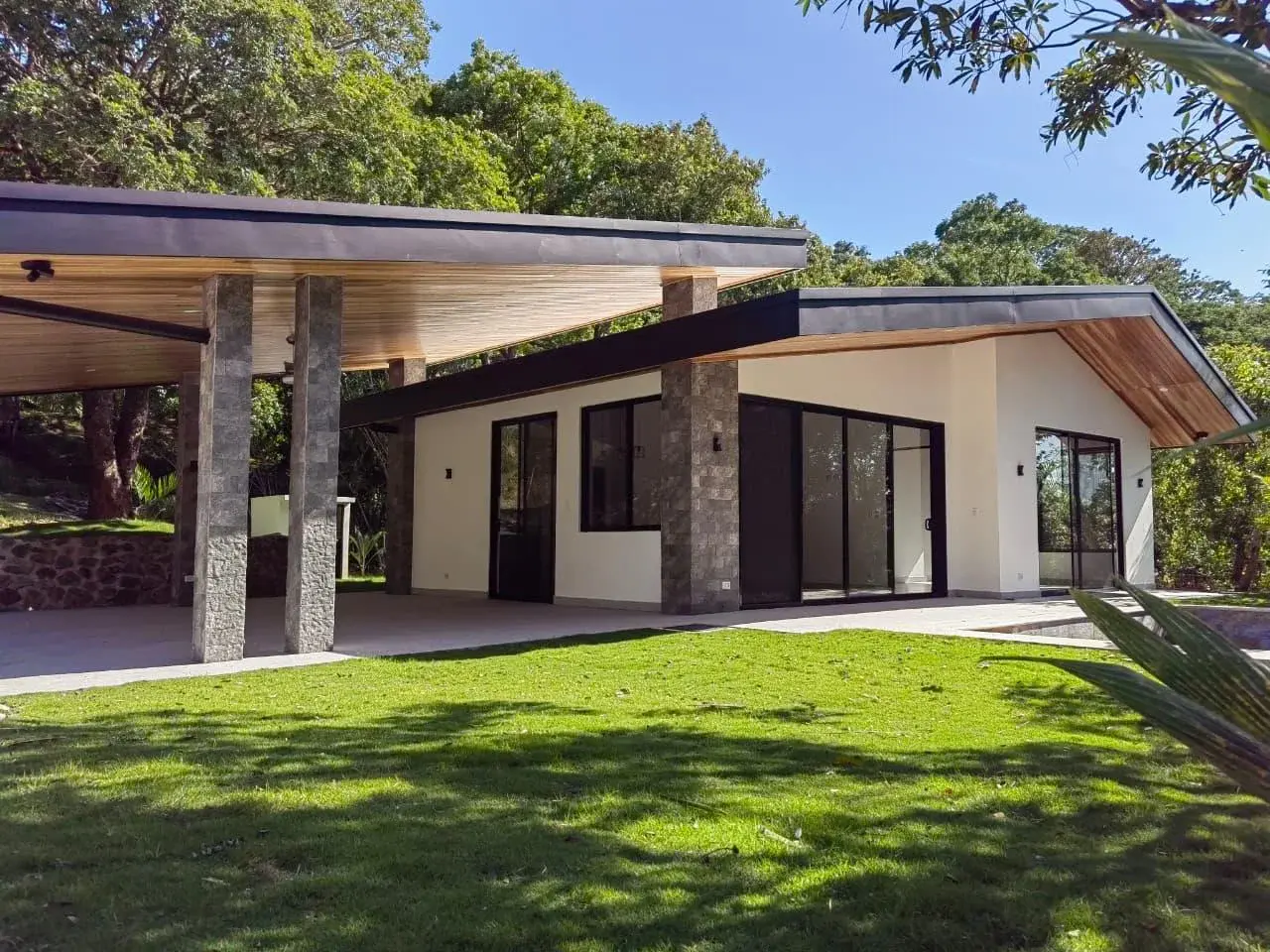 Contemporary Elegance in Atenas: Home with Pool, Central Valley Views, and Nature - 2