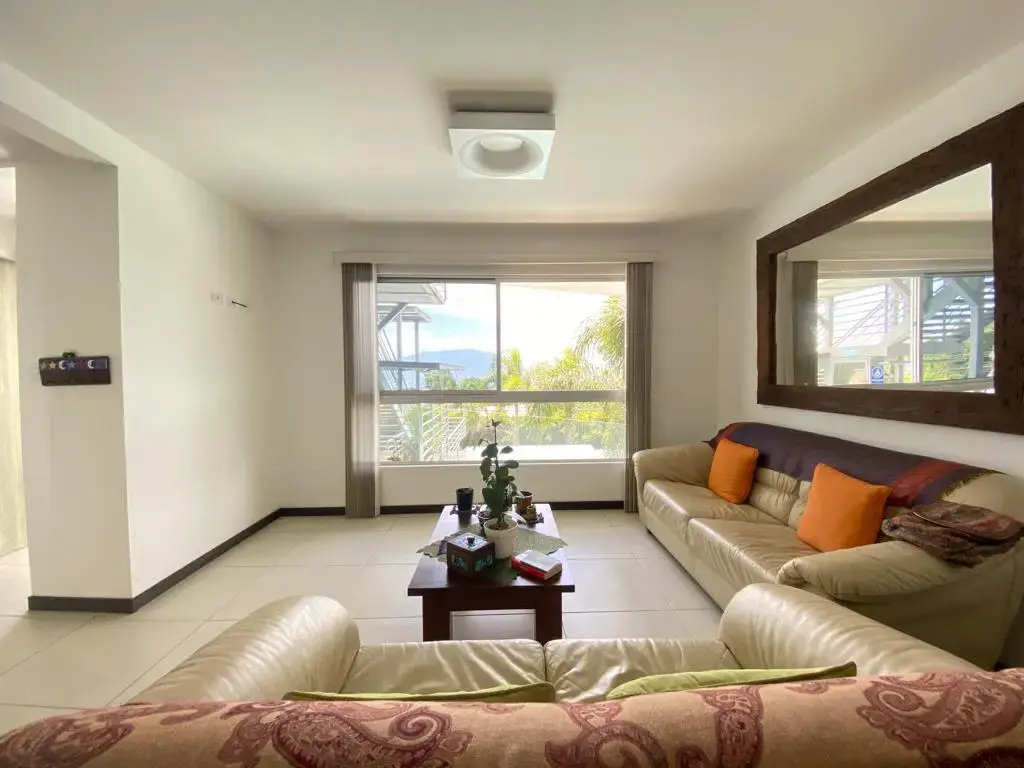 Rent / Cozy Apartment in Privé Condominium, San Antonio, Escazu, San Jose - 2