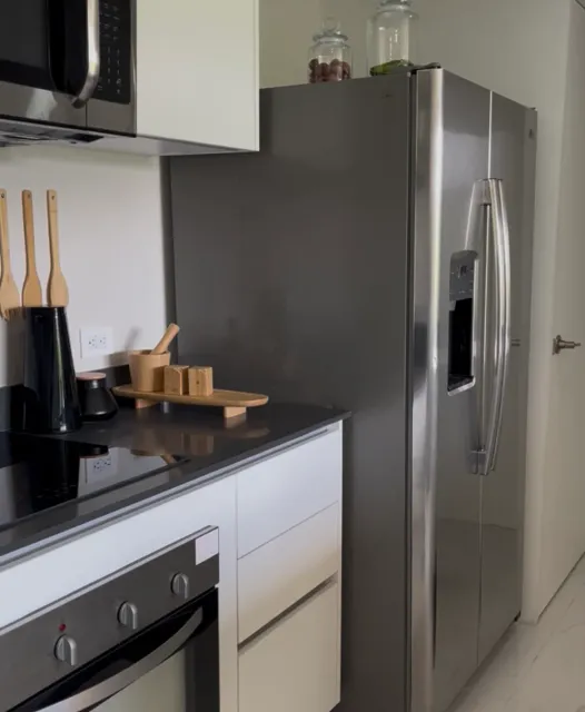 Vivir con Amenidades de Lujo en este Apartamento de 1 Habitación Con Vistas Panorámicas. 