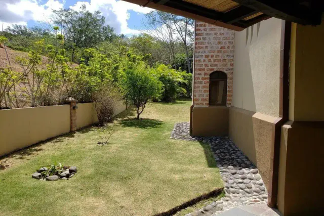 SALE / Majesty and Exclusivity in Santa Ana! Your Dream Haven Awaits