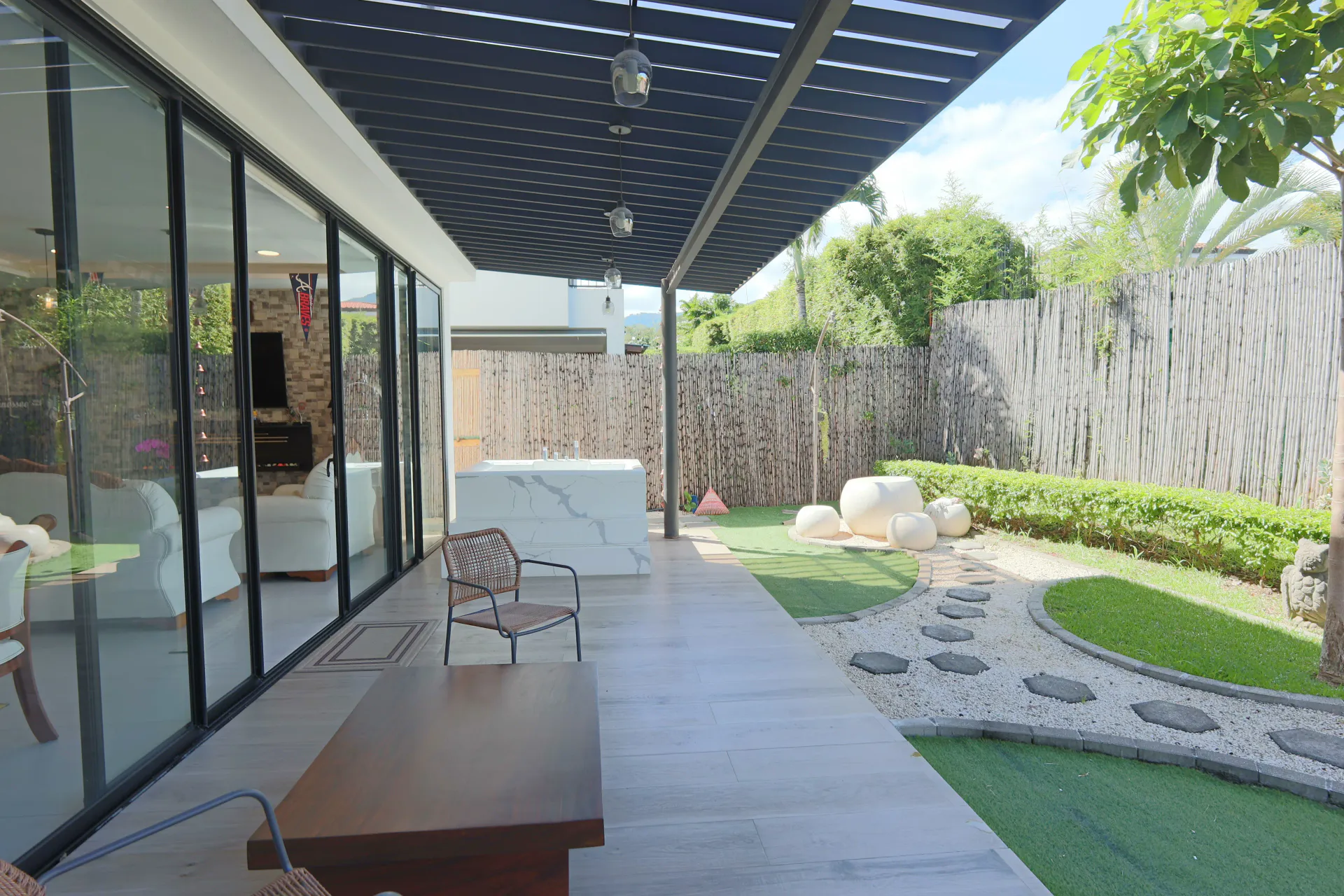 Luxurious Modern 4-Bedroom Residence in Exclusive Santa Ana Condominium - main