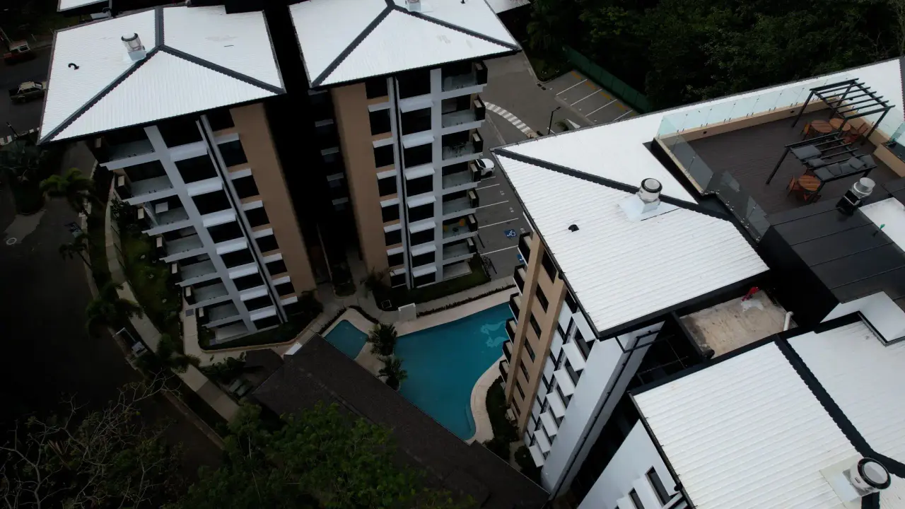 2-Bedroom Condo with Ocean & Mountain Views - 3