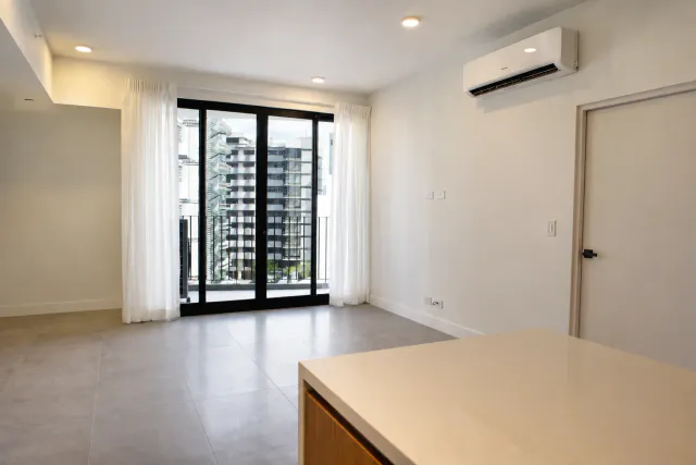 Apartamento de Lujo NUEVO en Alquiler | 3 Habitaciones con Línea Blanca | Parkwood Nunciatura