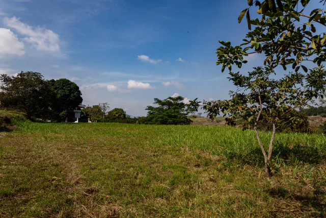 Lote de 2352.95 m2 con vistas panorámicas en La Gúacima, Alajuela.