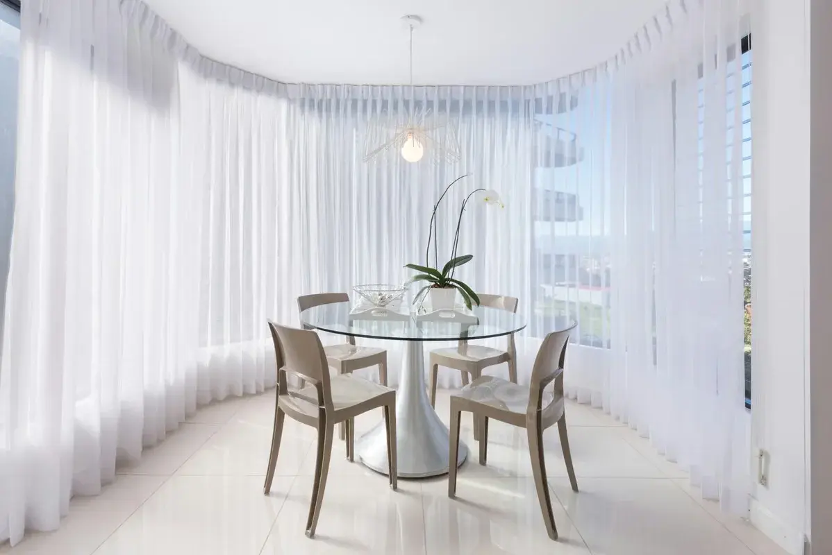 Elegante Apartamento de 3 Habitaciónes con 2 Baños en San Rafael de Escazú - 3