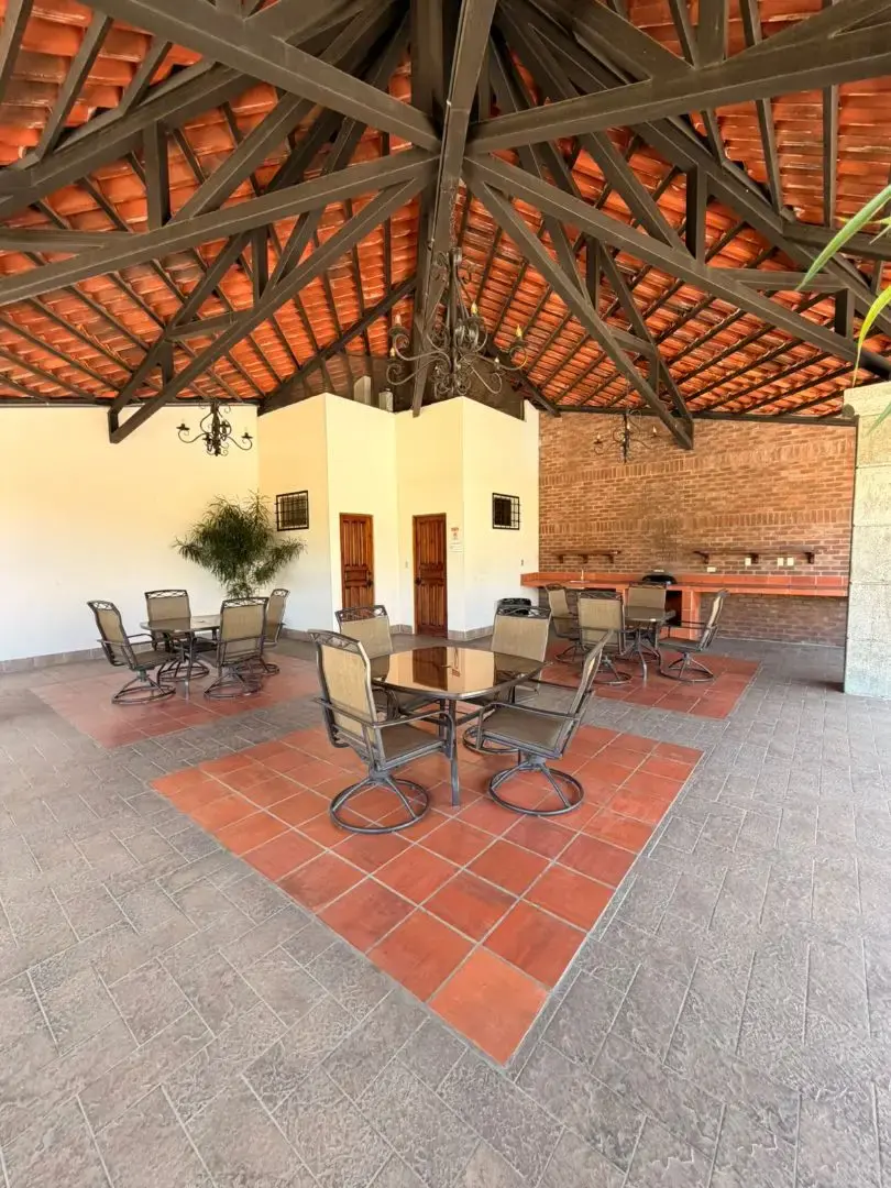 Residencia con vista a las montañas en exclusivo condominio boutique en Las Pampas – Santa Ana - 3