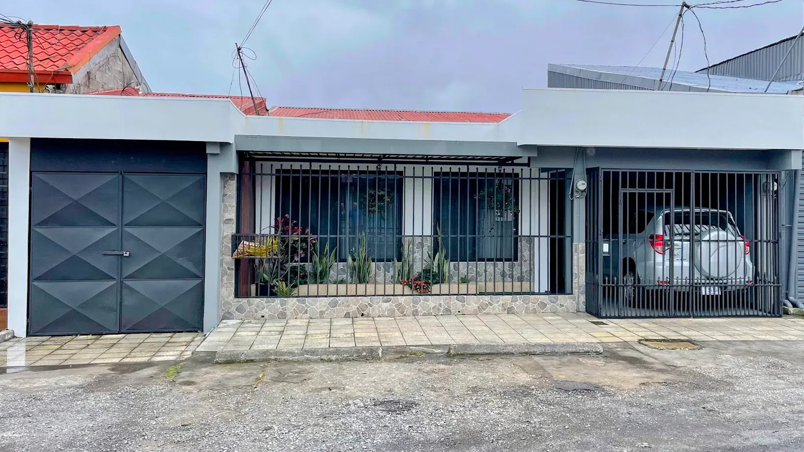 HOME WITH APARTMENT FOR SALE IN SAN RAMÓN, ALAJUELA - main