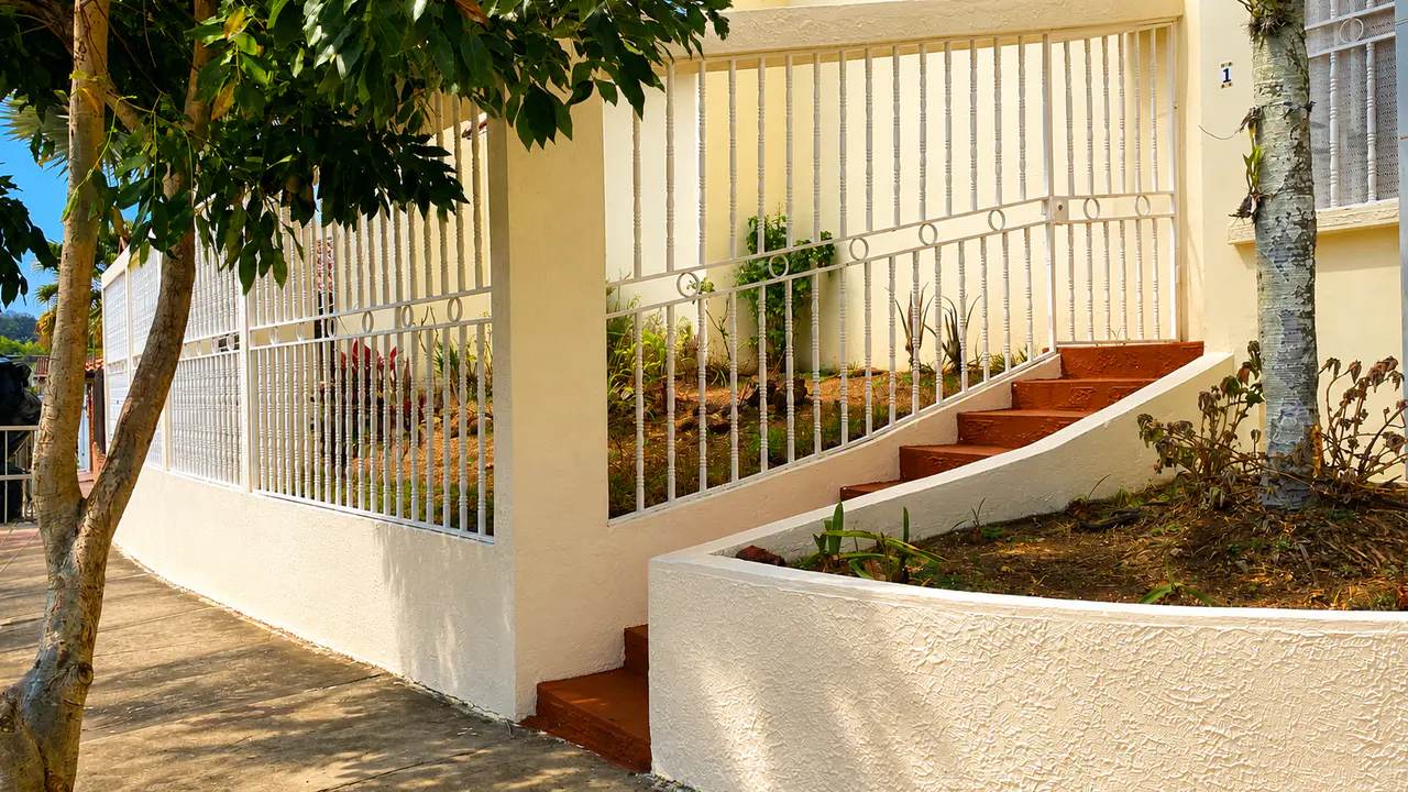 Dos casas gemelas en Bosques de Doña Rosa - 2