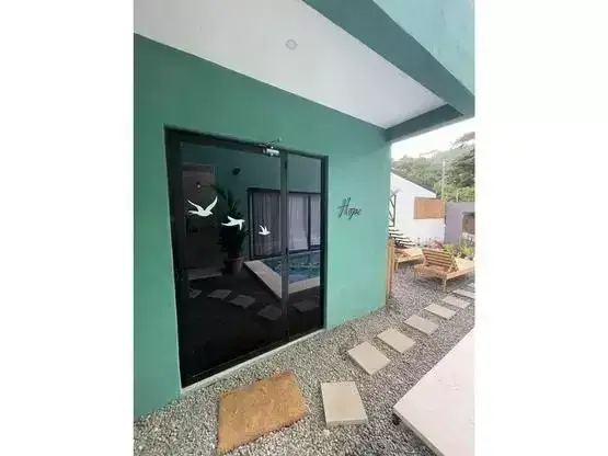 Hermosa casa con 3 apartamentos en Jaco - 2
