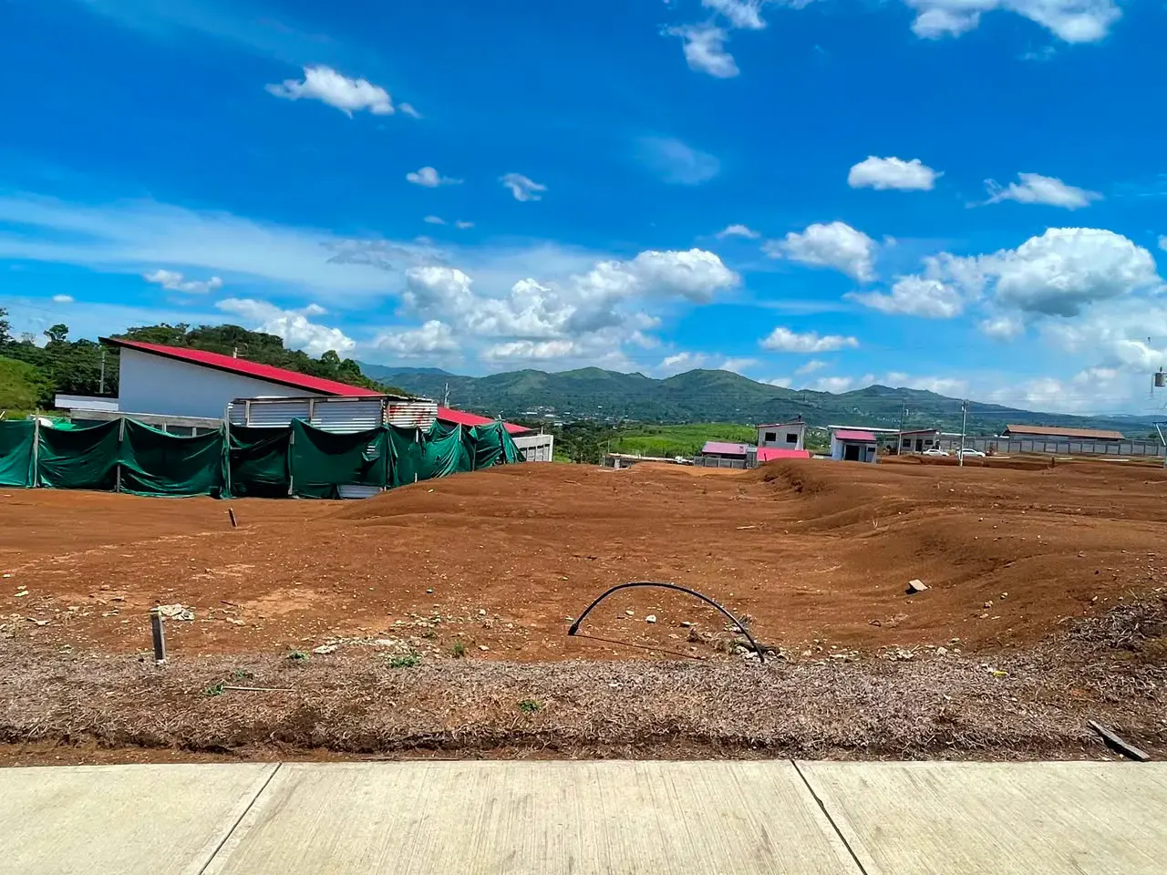 Residential Lot in Grecia, Alajuela: Potential for Your Home or Investment - 4