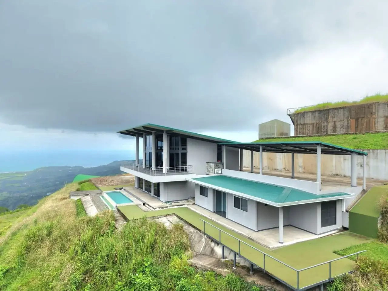 Hermosa Clouds: Luxury Mountain Estate with Breathtaking Ocean Views - 3