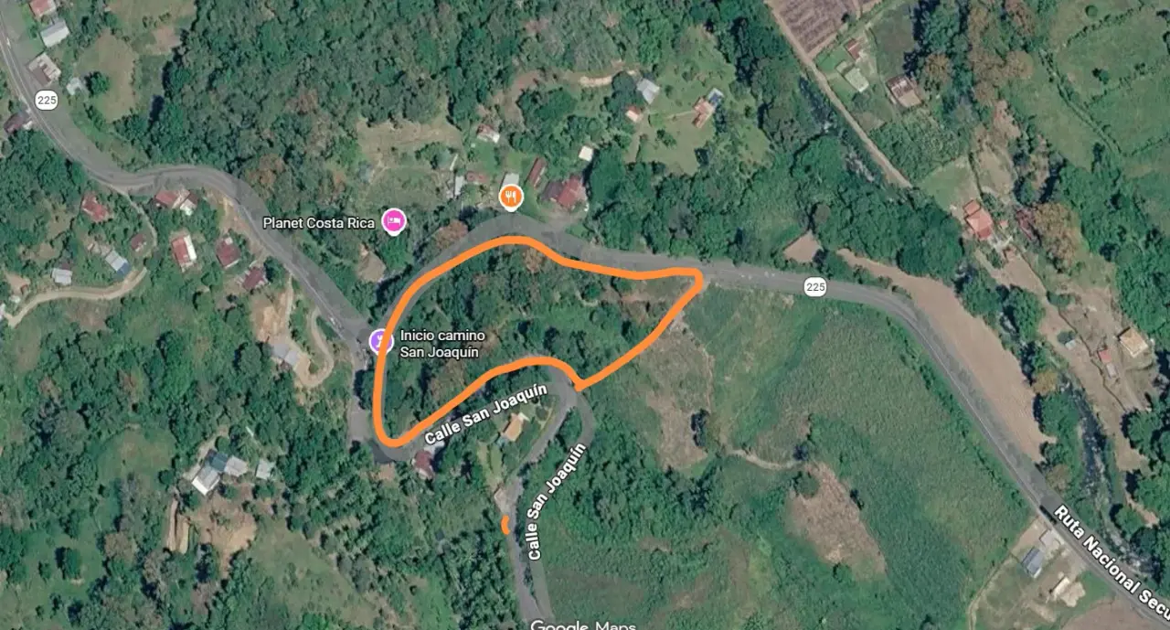 Opportunité Unique : 41 758 m² de Terrain à Tucurrique, Cartago avec Vues et Accès Routier - 1