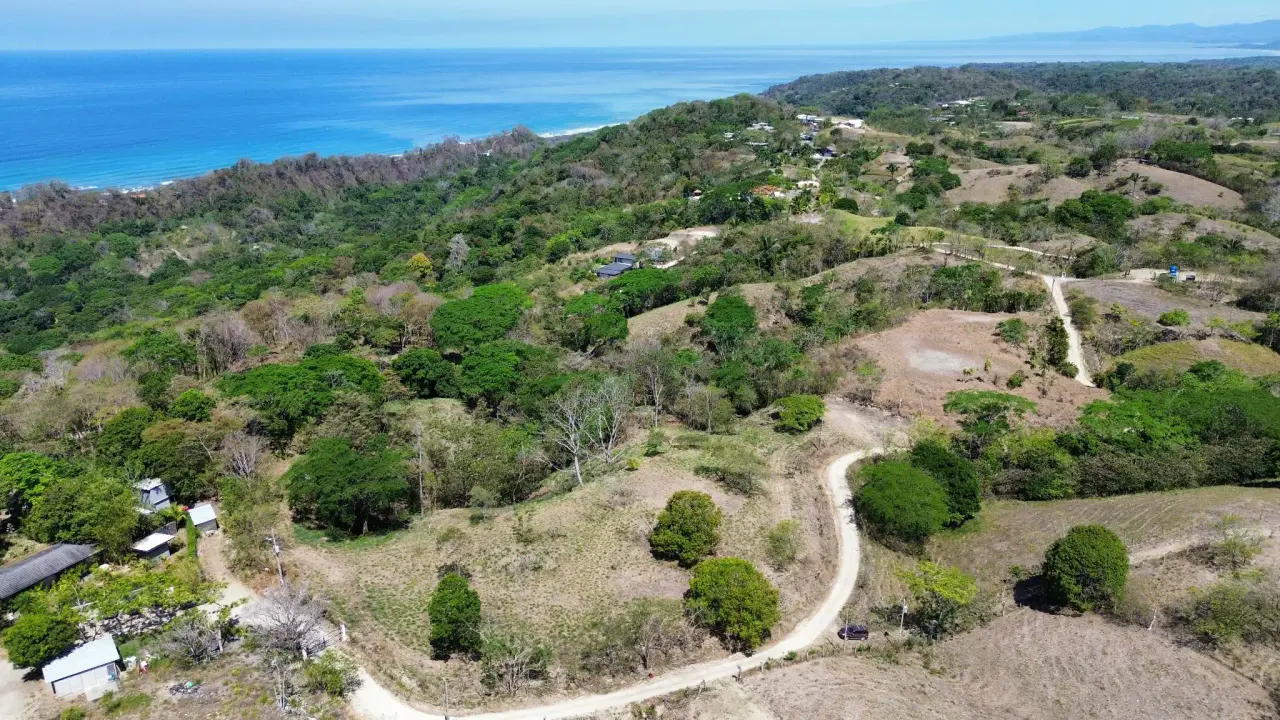 Exceptional Hillside Lots with Ocean & Jungle Views in Santa Teresa, Costa Rica - 4