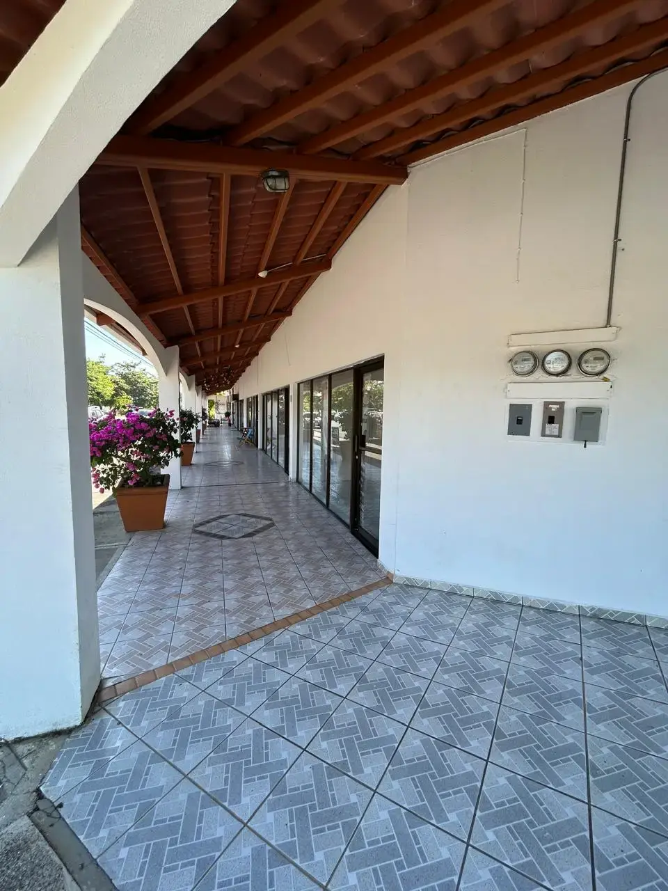 Lease Your Prime Business Space in Jacó's Heart | For Rent - 3