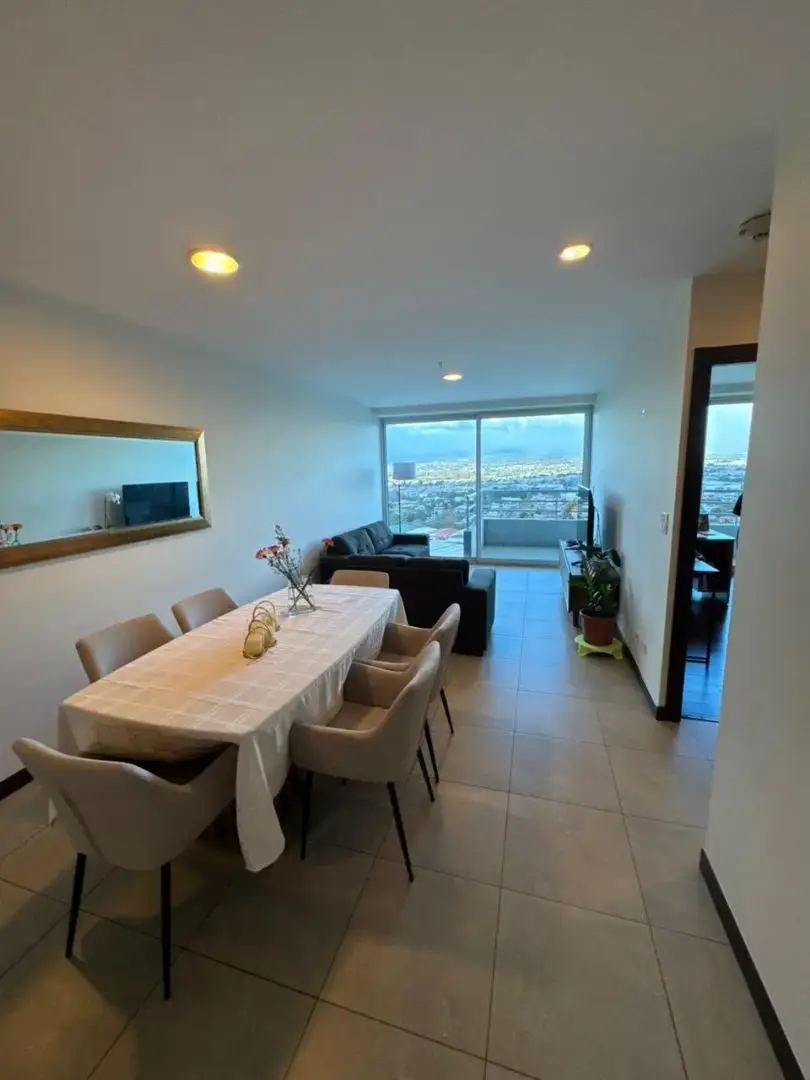 Excelente Inversión en Torres Paseo Colón: Moderno Apartamento 2 Habitaciones con Vista Panorámica de la Capital - 5