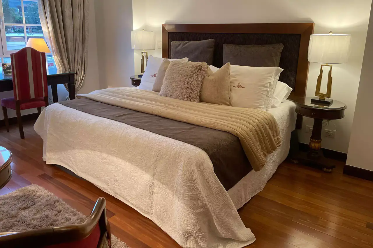 Luxury Modern Apartment in Escazu | City Views & Premier Comfort - 3