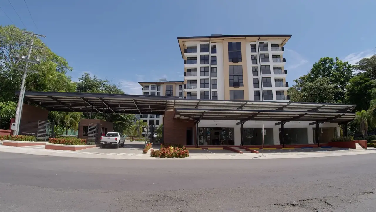 Modern 2-Bed Apartment in Jacó, Costa Rica - Perfect Coastal Living! - 2