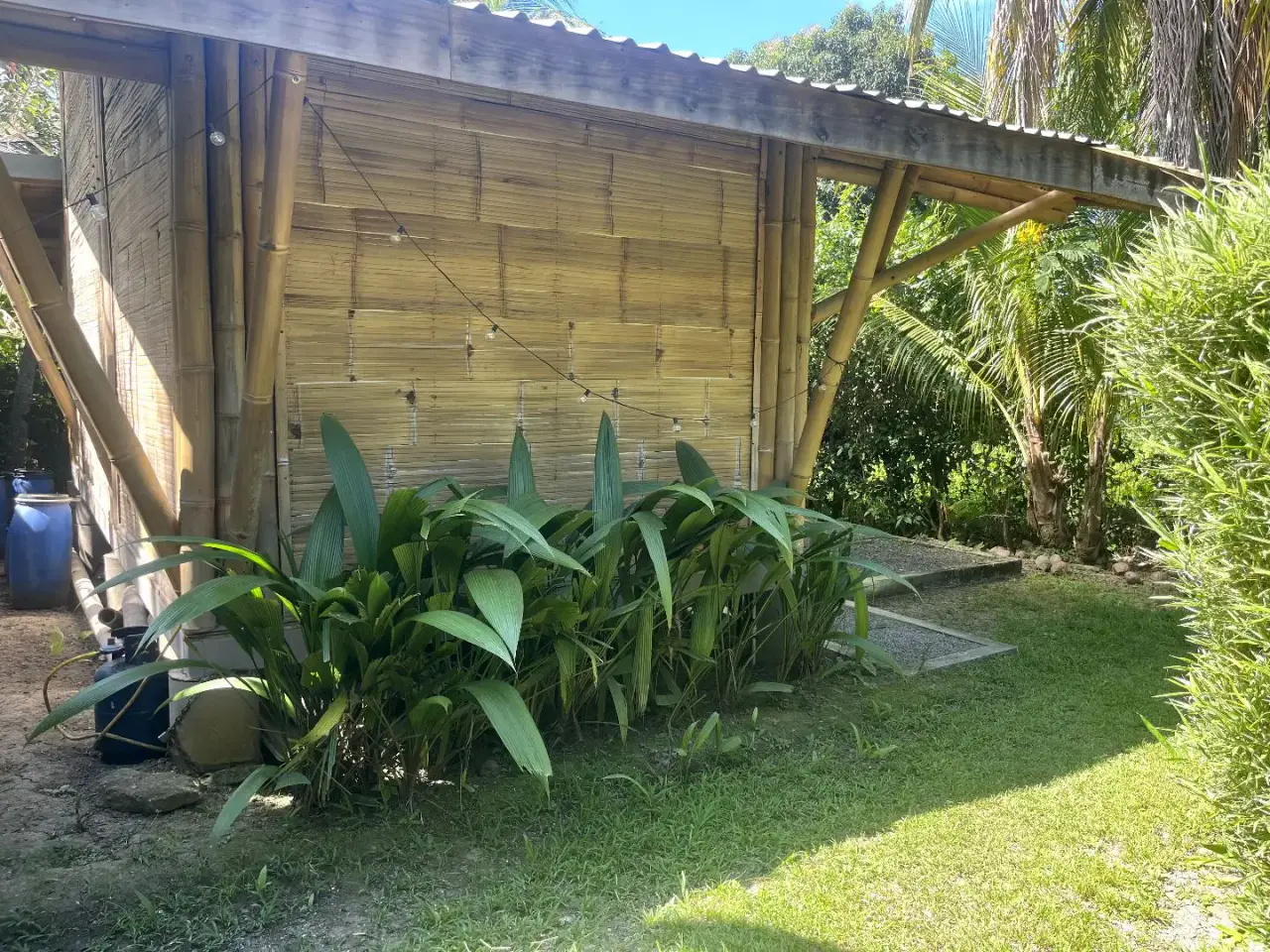 Propiedad de 400m2 a pie de playa en Playa Hermosa - 3