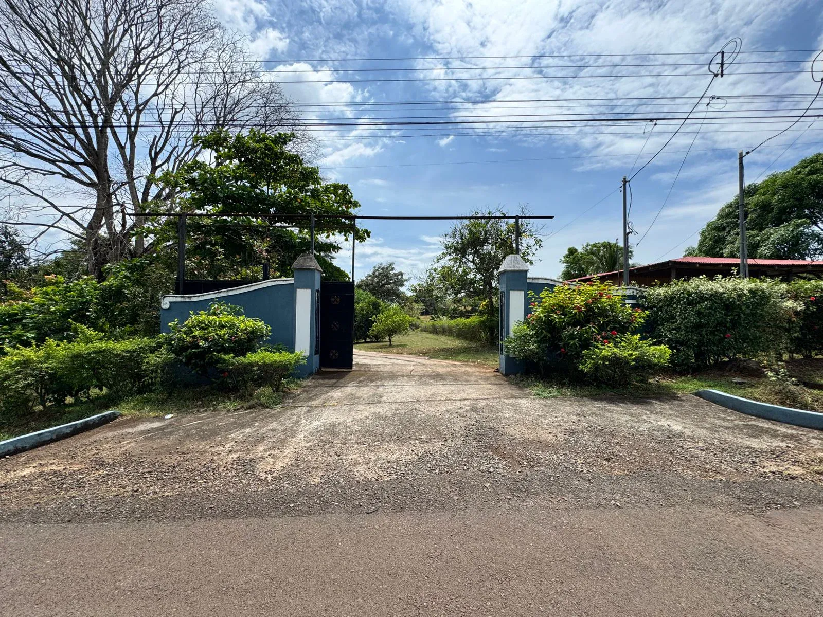 Spacieuse villa de 5 chambres avec piscine et jardins luxuriants à San Mateo, Alajuela - main