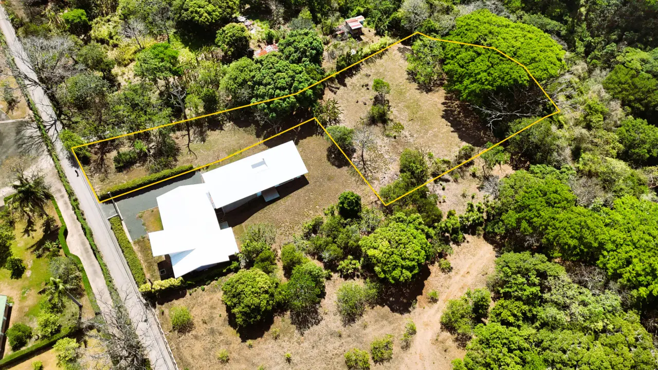 Home construction site property in Cuidad Colón - Lot for sale - 2