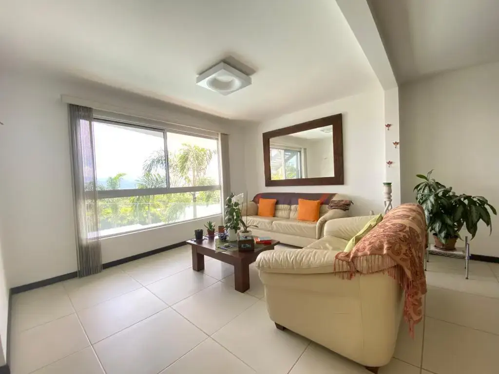 Rent / Cozy Apartment in Privé Condominium, San Antonio, Escazu, San Jose - 3