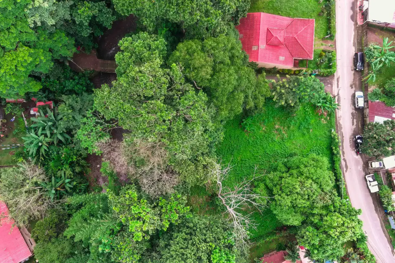 Prime Land for Sale in Pueblo Nuevo, Jacó - Perfect Investment! - 2