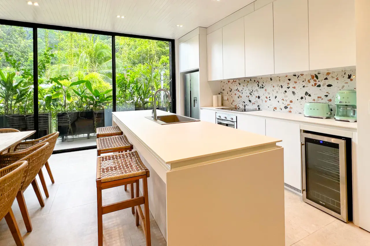 Modern 7-Bedroom Twin Villa with Rooftop Pools in Mal Pais - Turnkey Investment - 4