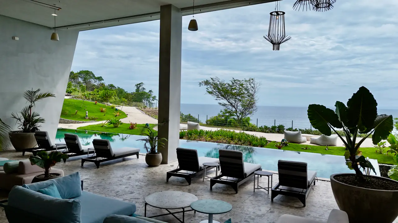 Luxury Condo in Herradura with Infinity Pool & Panoramic Views - 4
