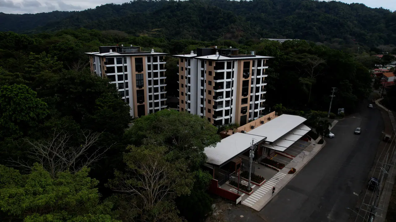 Modern 2 Bed, 2 Bath Apartment with Ocean Views in Jaco - Ready for Your Coastal Lifestyle! - 1