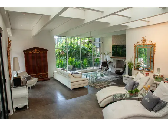 For Sale: Luxury Home Oasis in Escazú - main