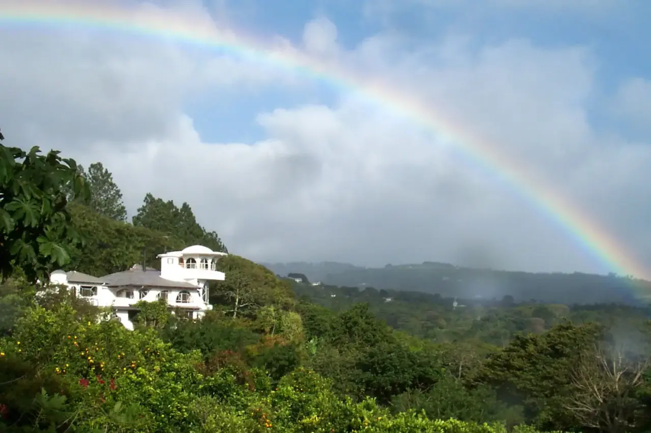 Costa Rica’s Premier Eco-Luxury Organic Coffee Estate & Boutique Hotel - 2