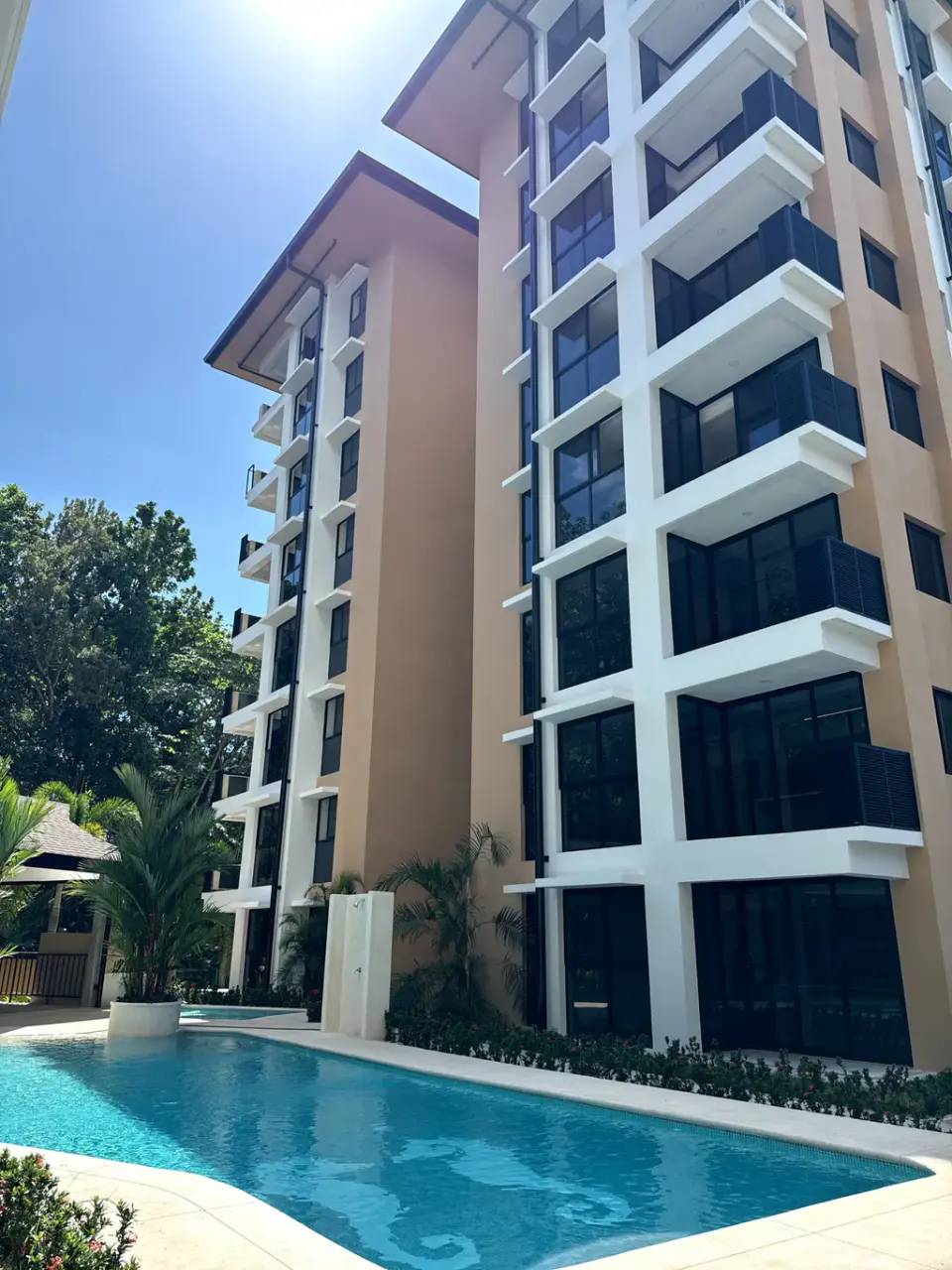 Apartment with pool view in Torres del Mar in Jaco - 2