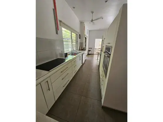 Beautiful Home in a quiet and green place close to Jaco Town - 3
